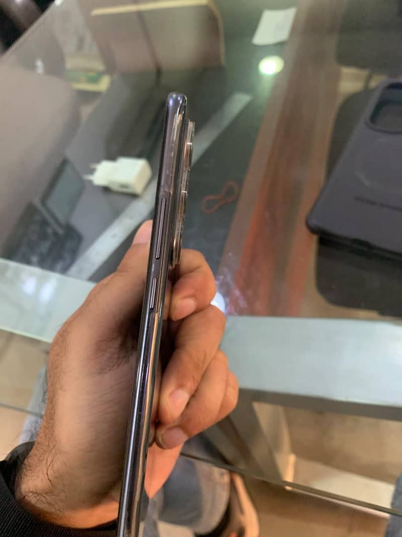 Spark 40 pro Plus 3