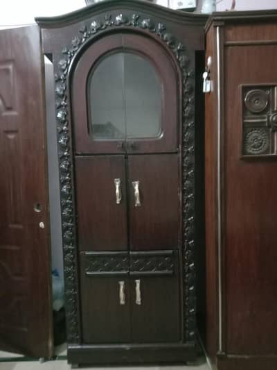 wardrobe new condition