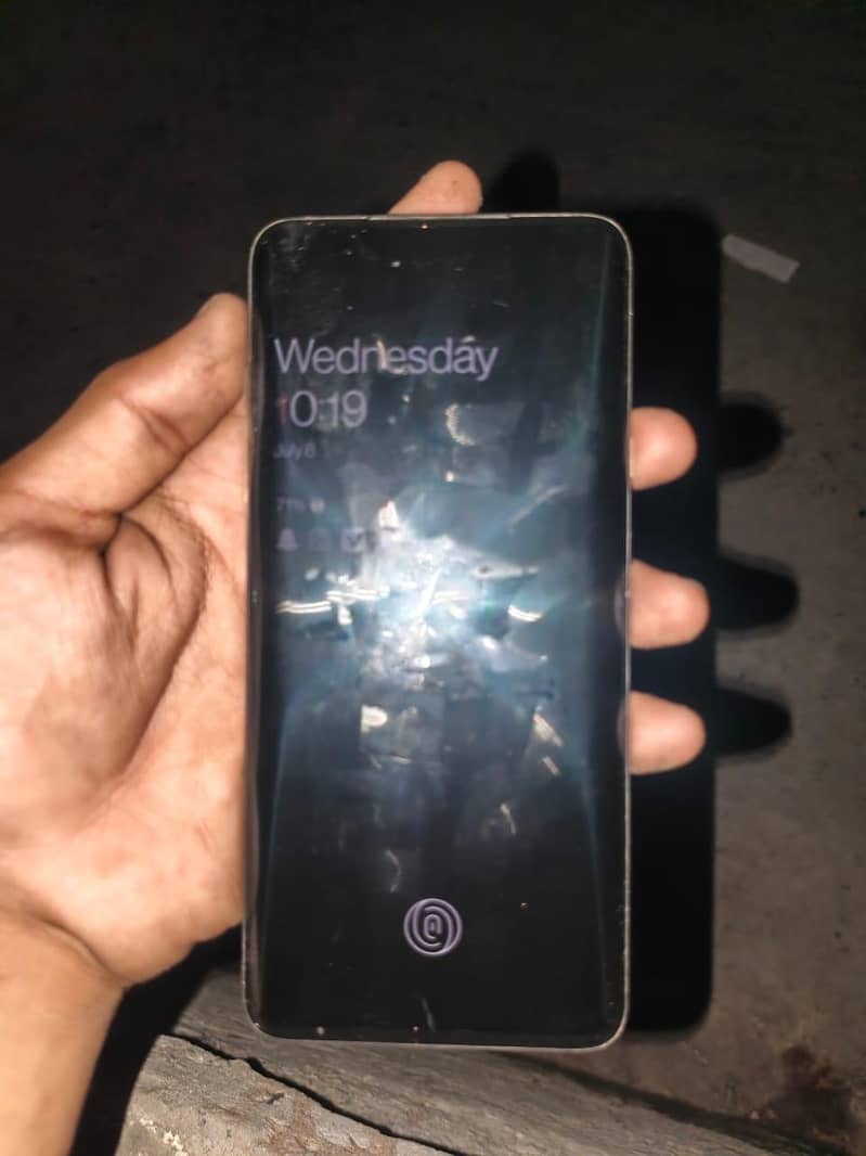 One Plus 7 Pro 1