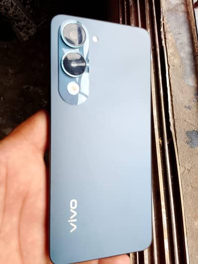 Vivo Y04