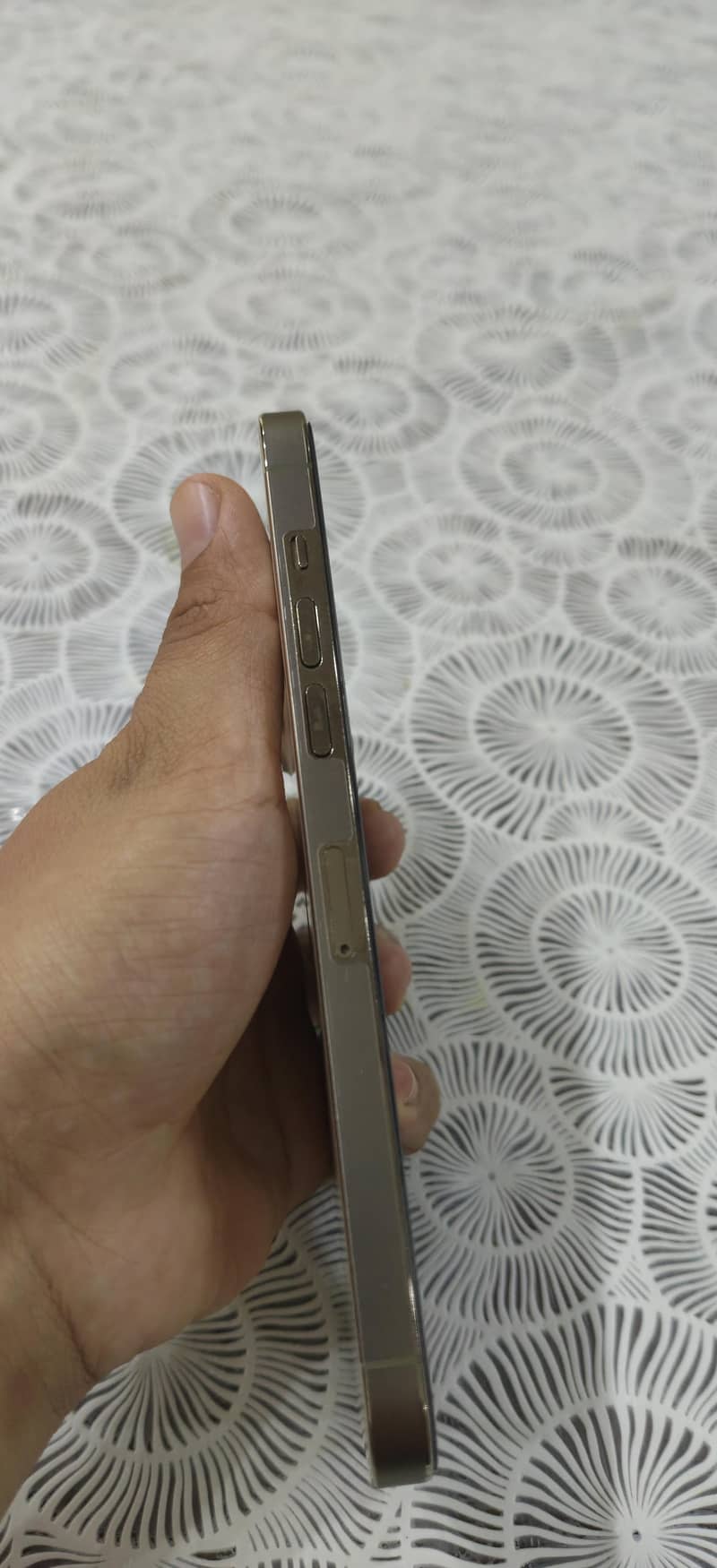 Apple iphone 14pro max 3