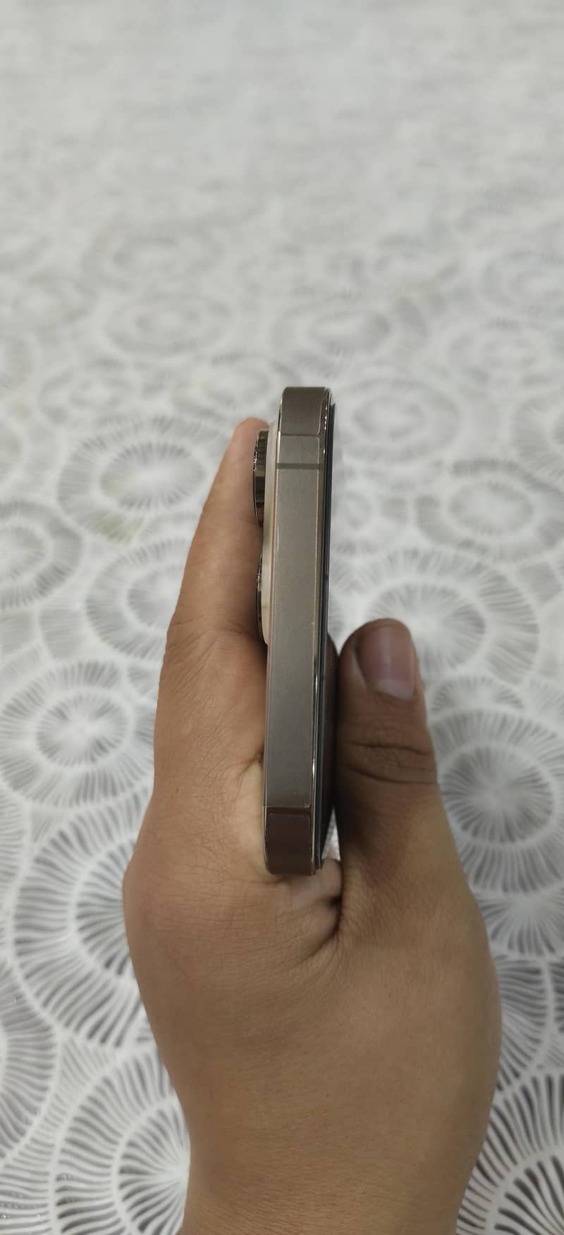Apple iphone 14pro max 4