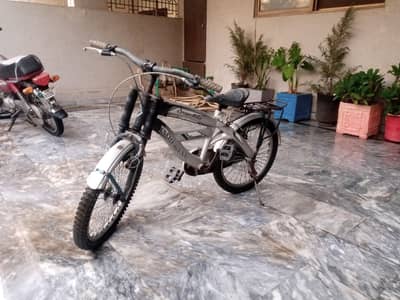 Bicycle kids