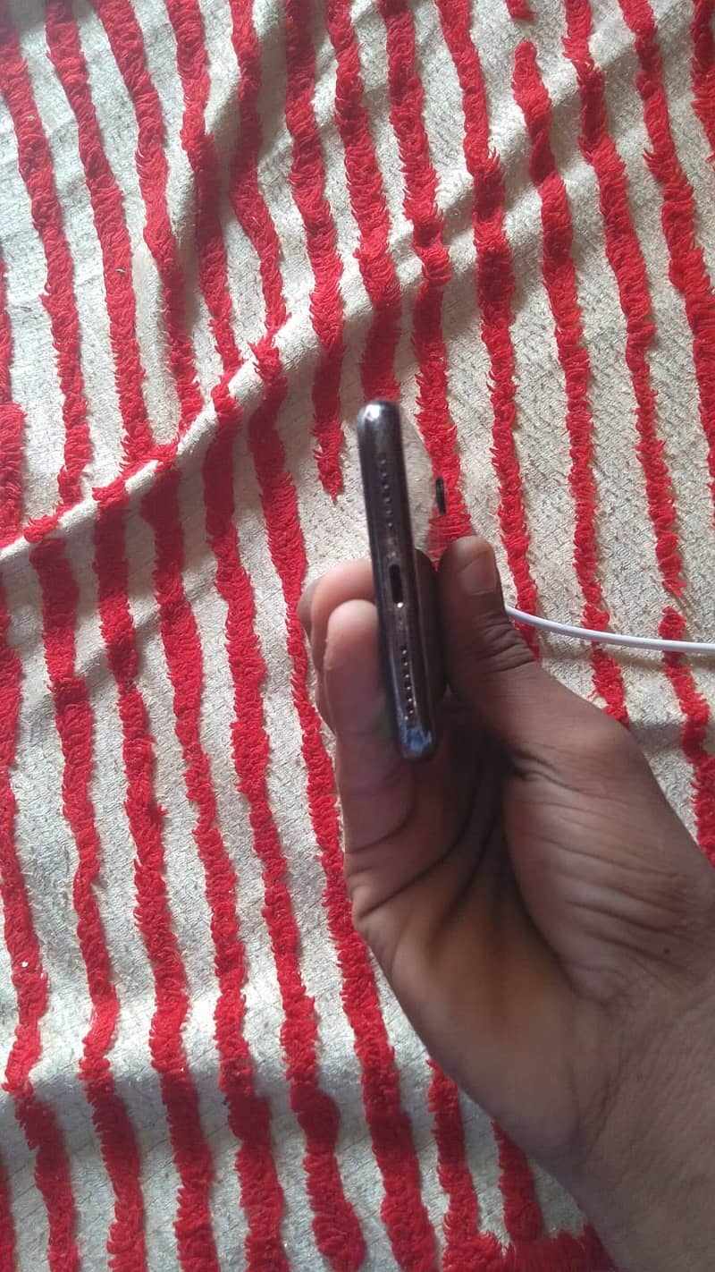 Apple iPhone X 1