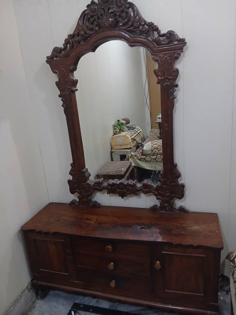 Dressing table 2