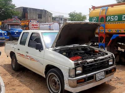 Double Cabin Daala Nissan Navara