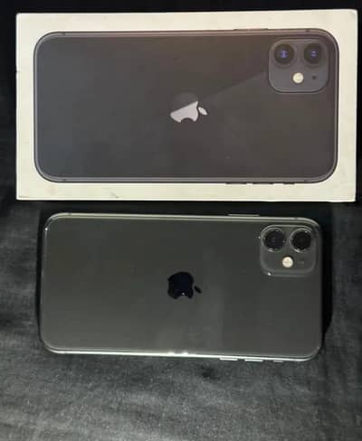 i phone 11 bilkul Saaf phone hai no opan full original mob water pack