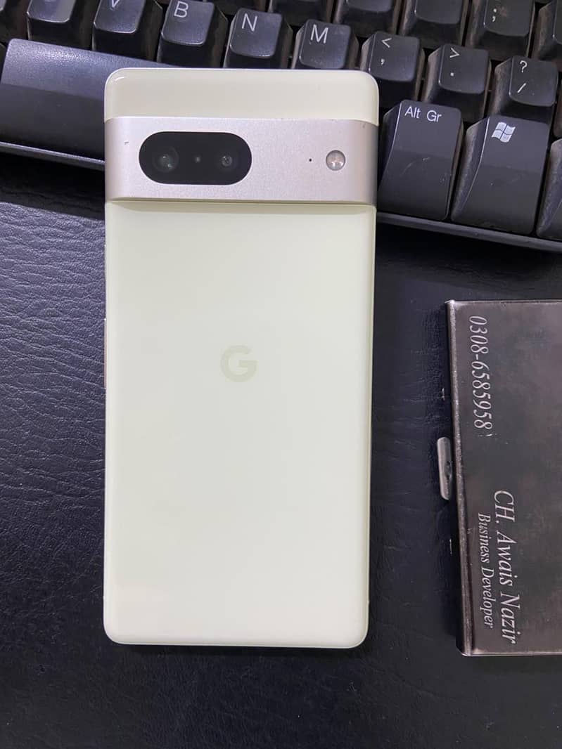 Google Pixel 7 4