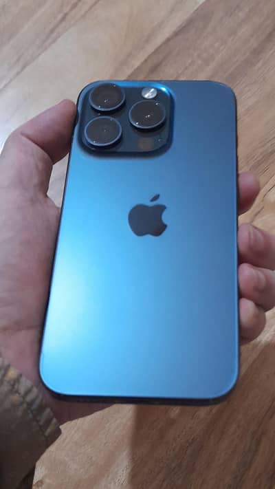 Apple iPhone 15 Pro