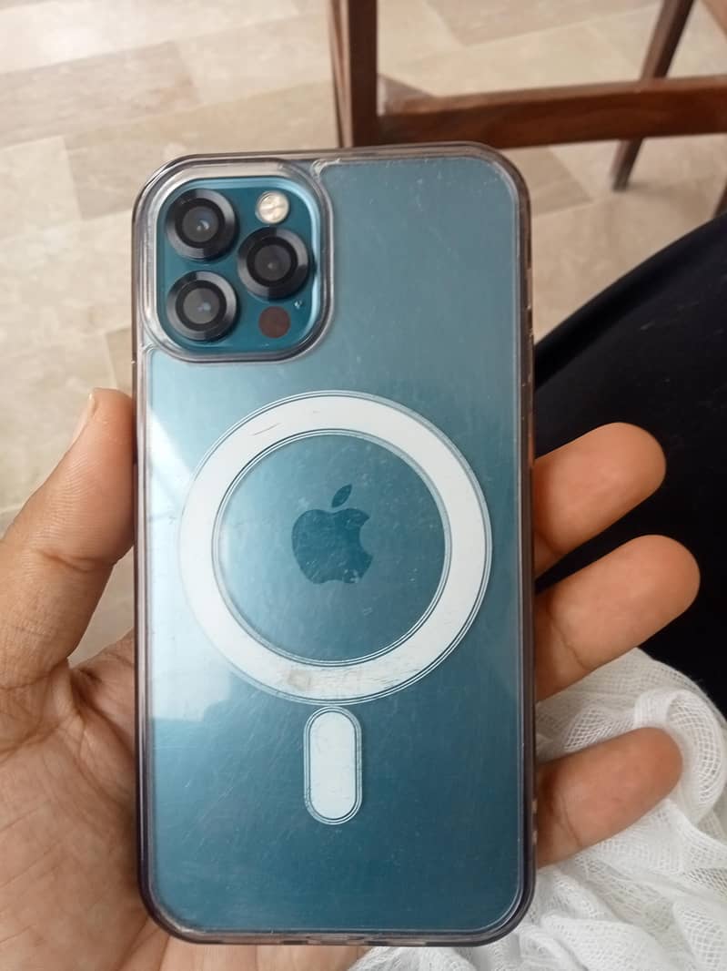 Apple iPhone 12 Pro 3