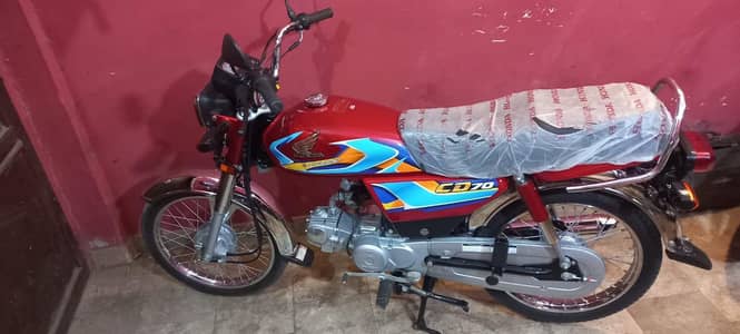 HONDA CD-70 2025 REGISTRATION 2026 MODEL BRAND NEW  CONDITION
