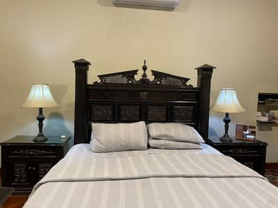 Traditional Luxury Wooden Furniture Set for Sale – Excellent Conditio