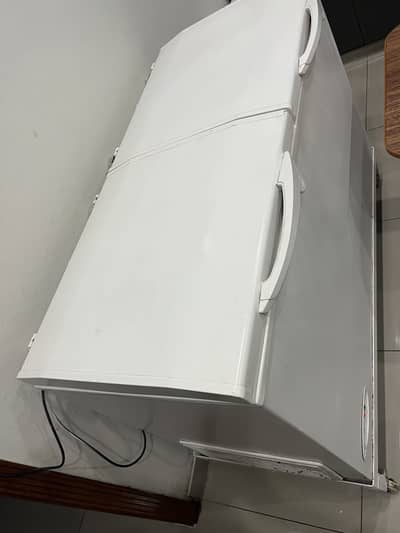 Deep freezer