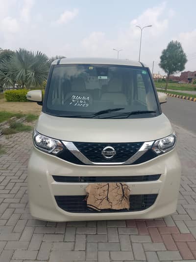 Nissan Roox 2022