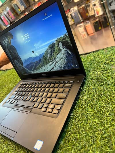 Dell latitude 7490 model core i7 8 generation 8/256 SSD