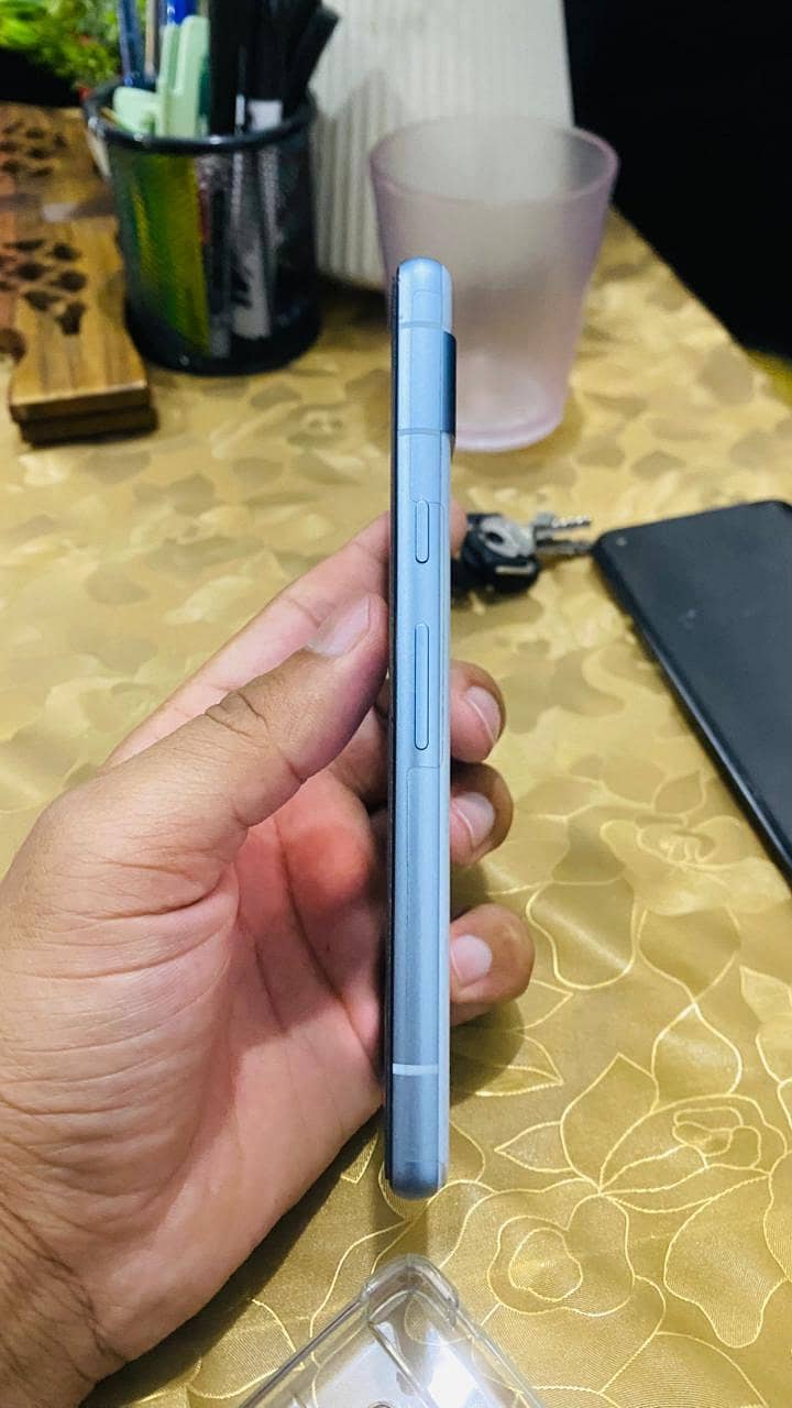 Google Pixel 7a 4