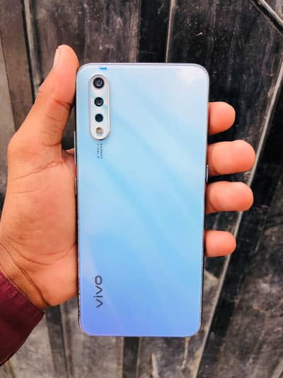 Vivo S1