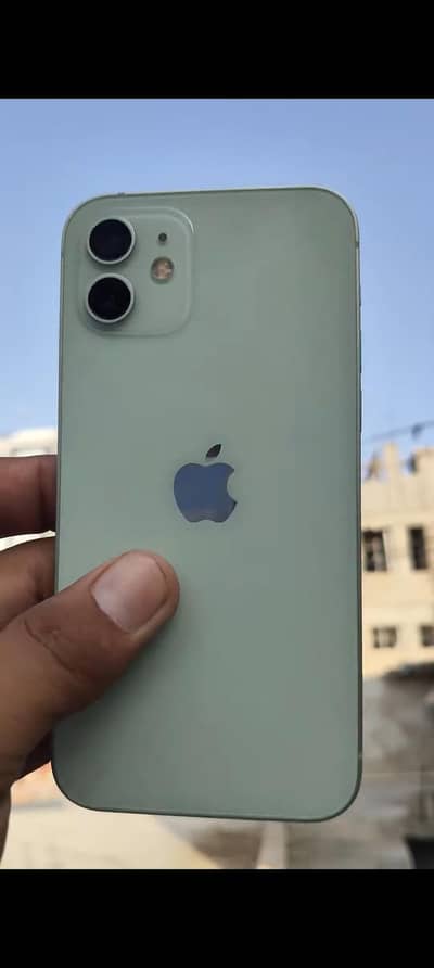 Apple iPhone 12