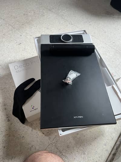 XP-Pen Deco Pro Medium Drawing Tablet – 9/10 Condition