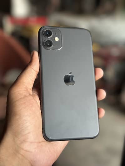iPhone 11 non pta / 64 gb / 79% health / 9/10