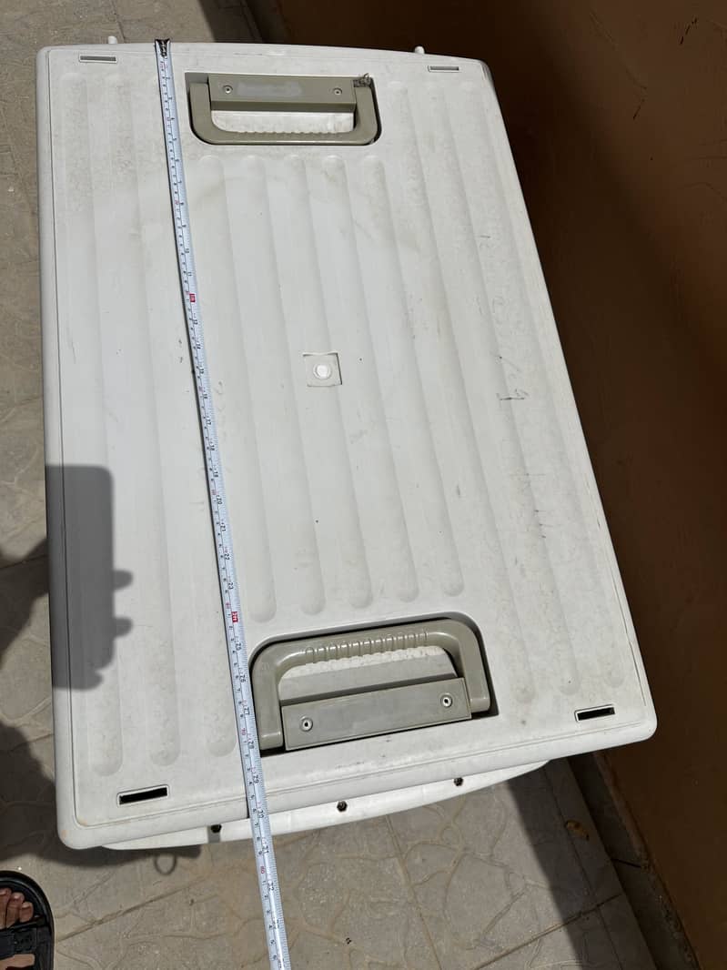 Jet box 1