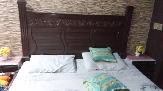 king size bed