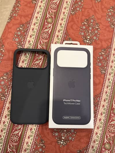 iPhone 17 Pro Max Tech Woven case