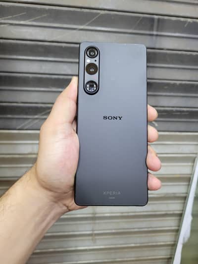 Sony 1 Mark 4 NON PTA 30k Official TAx 4 month sim time