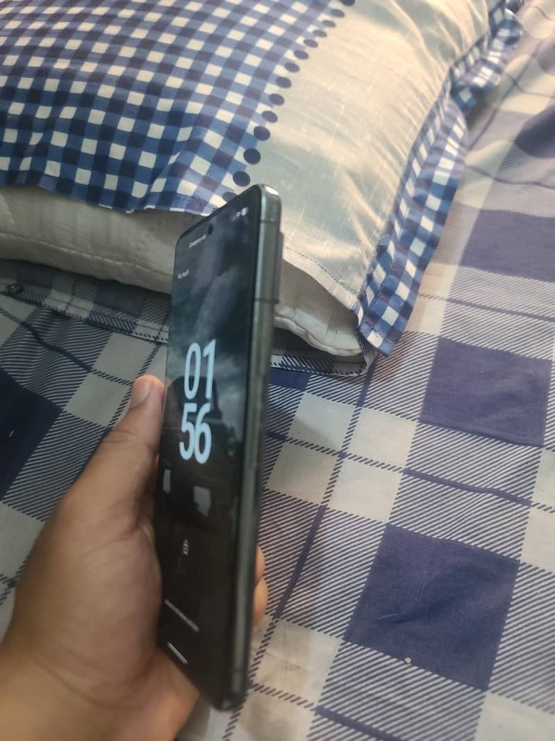 Google Pixel 8 Pro 3