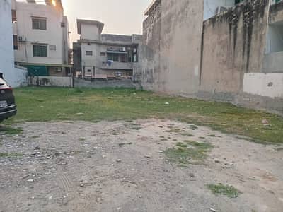 1 Kanal Plot For Rent In Johar Town For Fast Food Dhaba, Workshop And Circket Ground, Other Commercial Activties