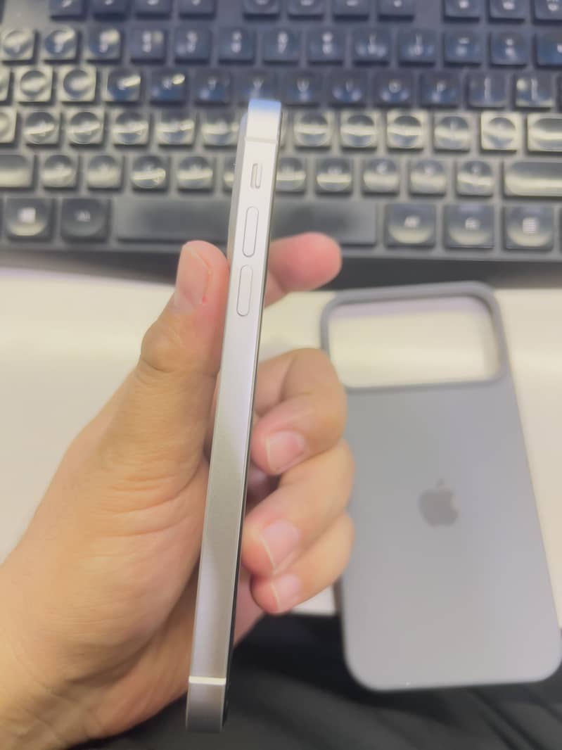 Apple iPhone X 2