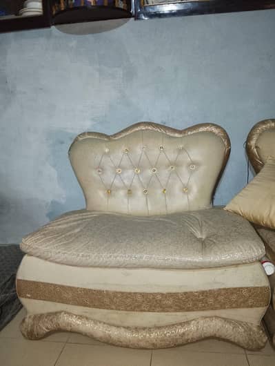 Golden Ruby Sofa Set