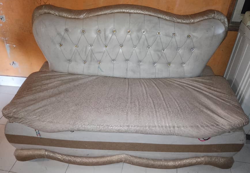 Golden Ruby Sofa Set 1