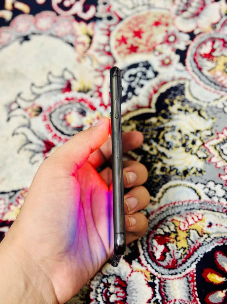 11 pro max 4