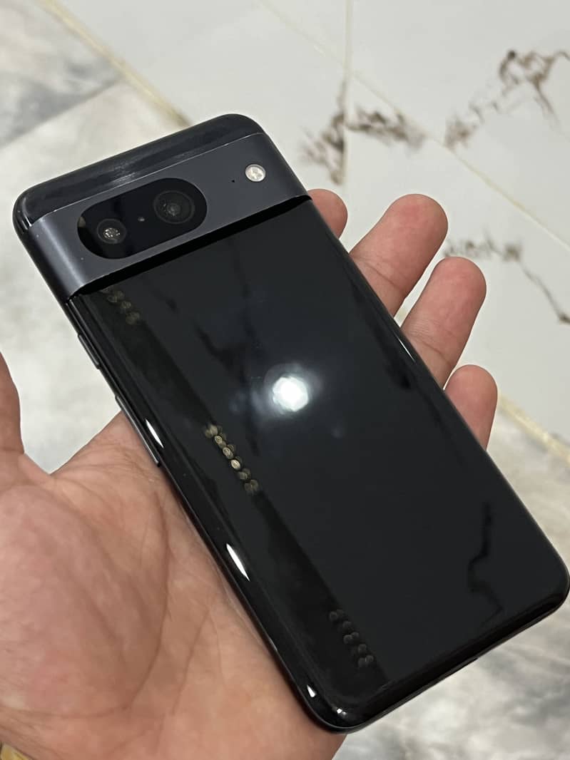 Google Pixel 8 1