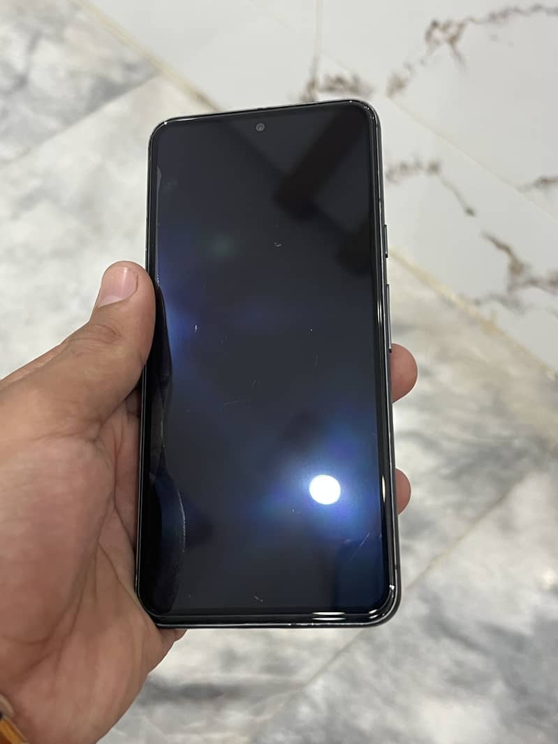 Google Pixel 8 5