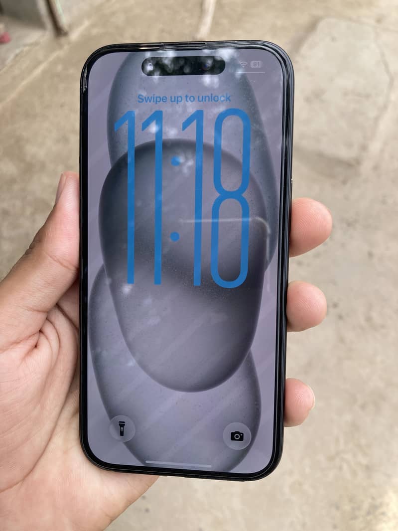Apple iPhone 15 3