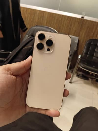 Apple iPhone 16 Pro Max