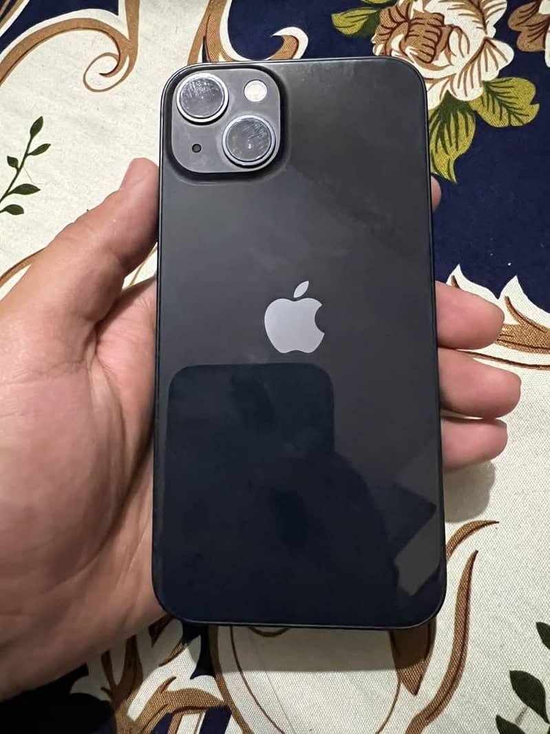 Apple iPhone 13 0