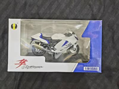  2025 Suzuki Hayabusa 1:18 Scale Die-Cast Model