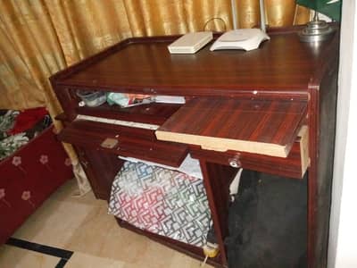 computer table for sale  price Sirf 3500