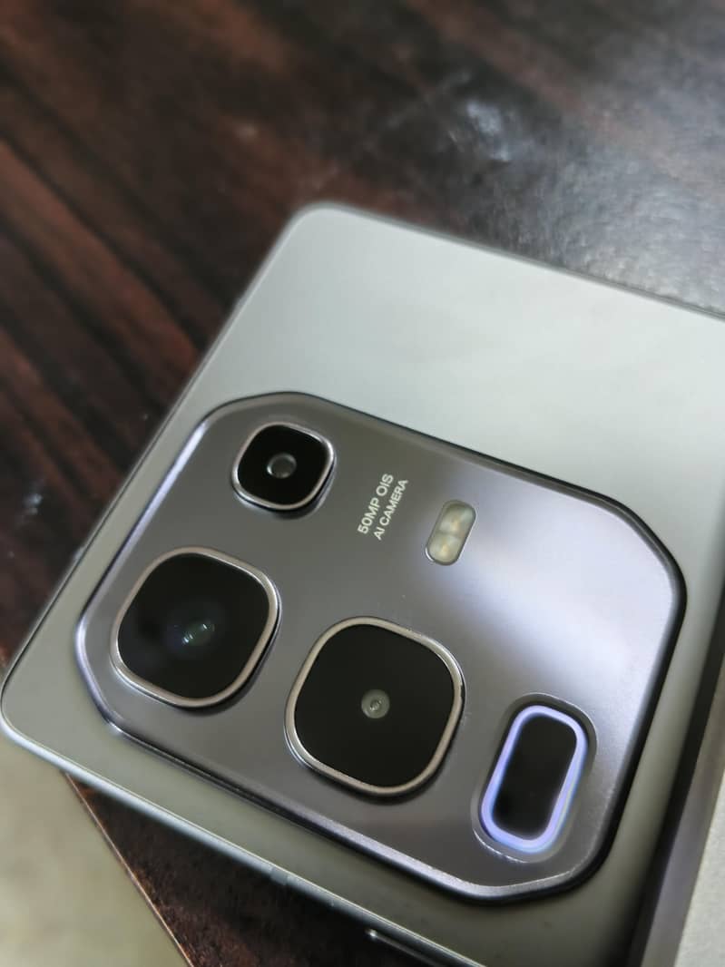 Note 50 0