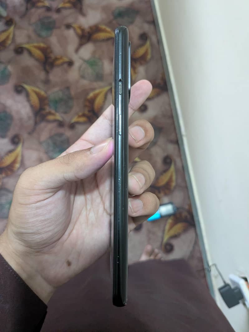 One Plus 9R 4