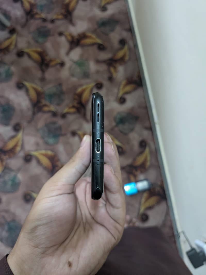 One Plus 9R 5