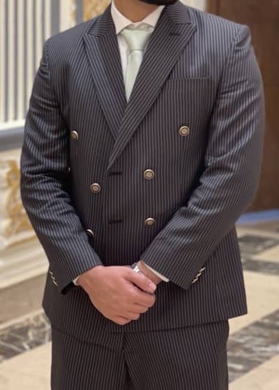 Men's Charcoal Grey Pinstripe Double-Breasted 2-Piece Suit / Pant Coat
