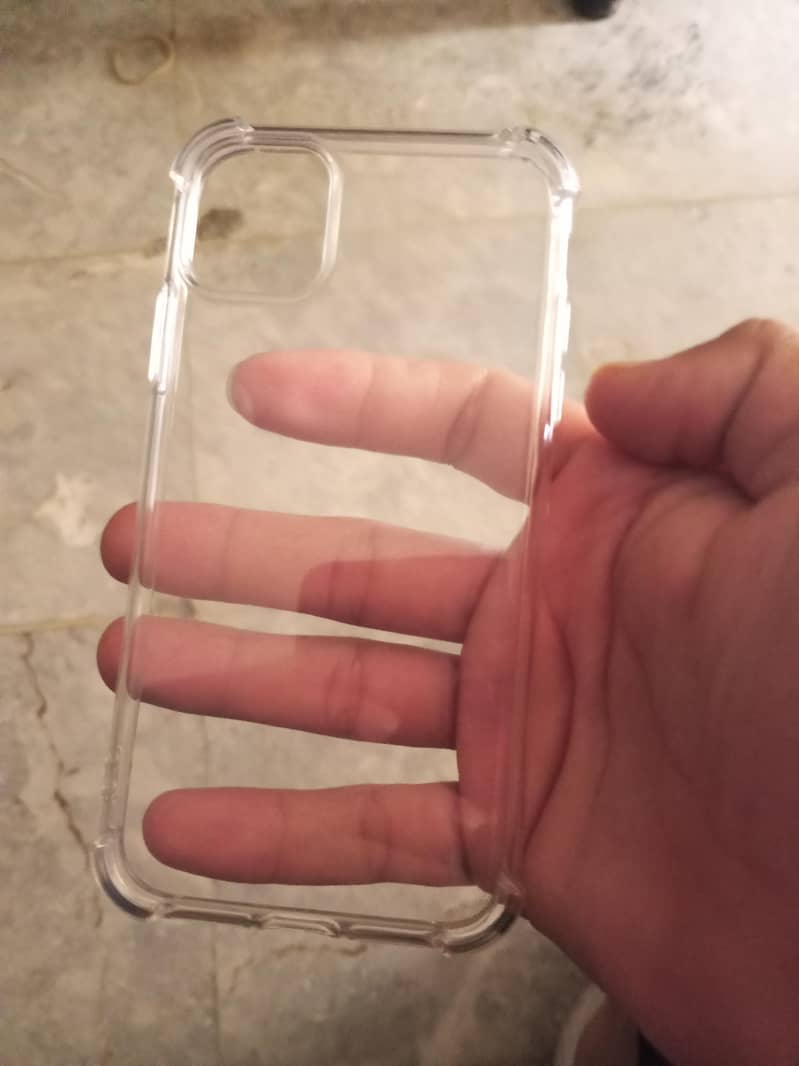 Apple iPhone 11 3