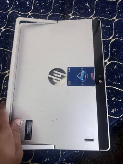 HP elite x2 1012 G1 Core m5 2 in 1 laptop - iPad and laptop - 8gb ram