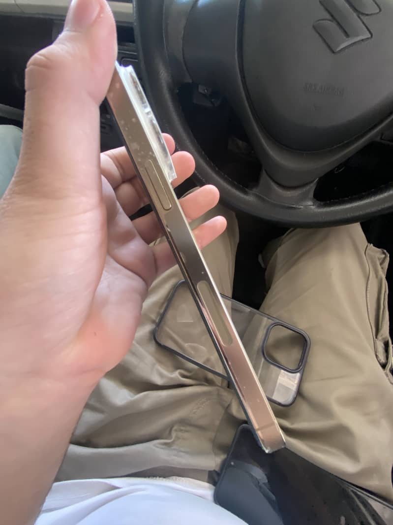 Apple iPhone 14 Pro Max 2