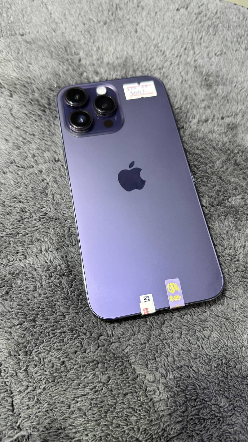 Apple iPhone 14 Pro Max 1