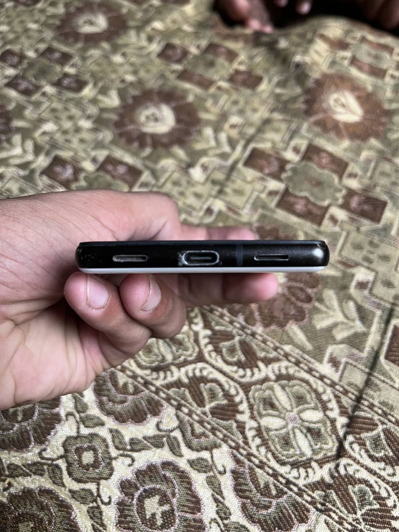 Google pixel 6a 4